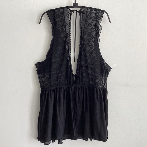 Secret Treasures Plus Size Black Lace Ruffled Sleeveless Elastic Waist XXl - Picture 8 of 9